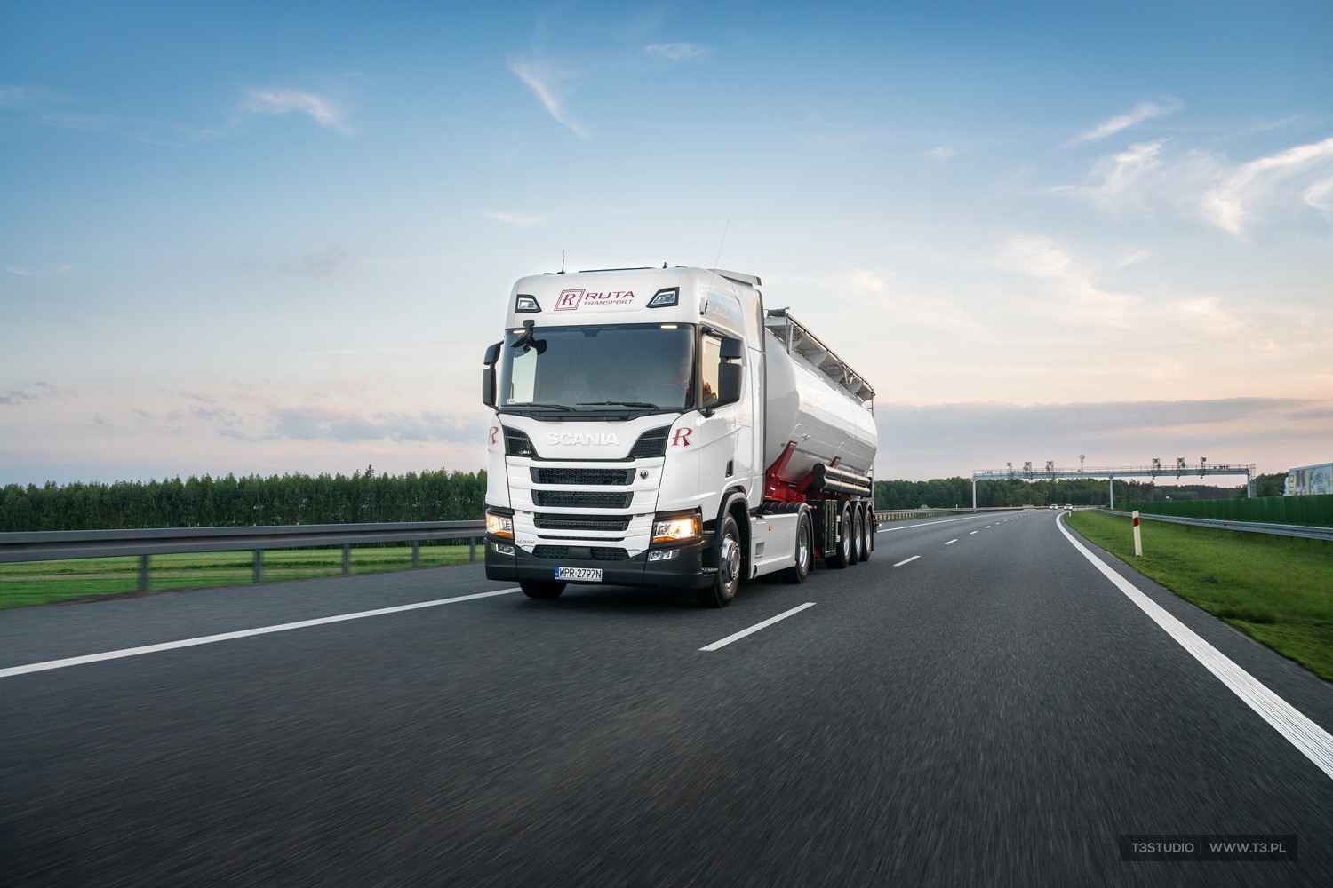 Sesja pojazdów ciężarowych firmy Ruta Transport