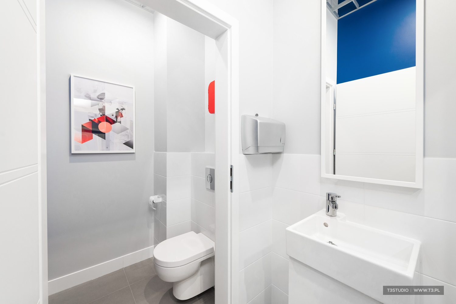 T3S-StudioKarton-KlubLokatora-3456_1500px.jpg