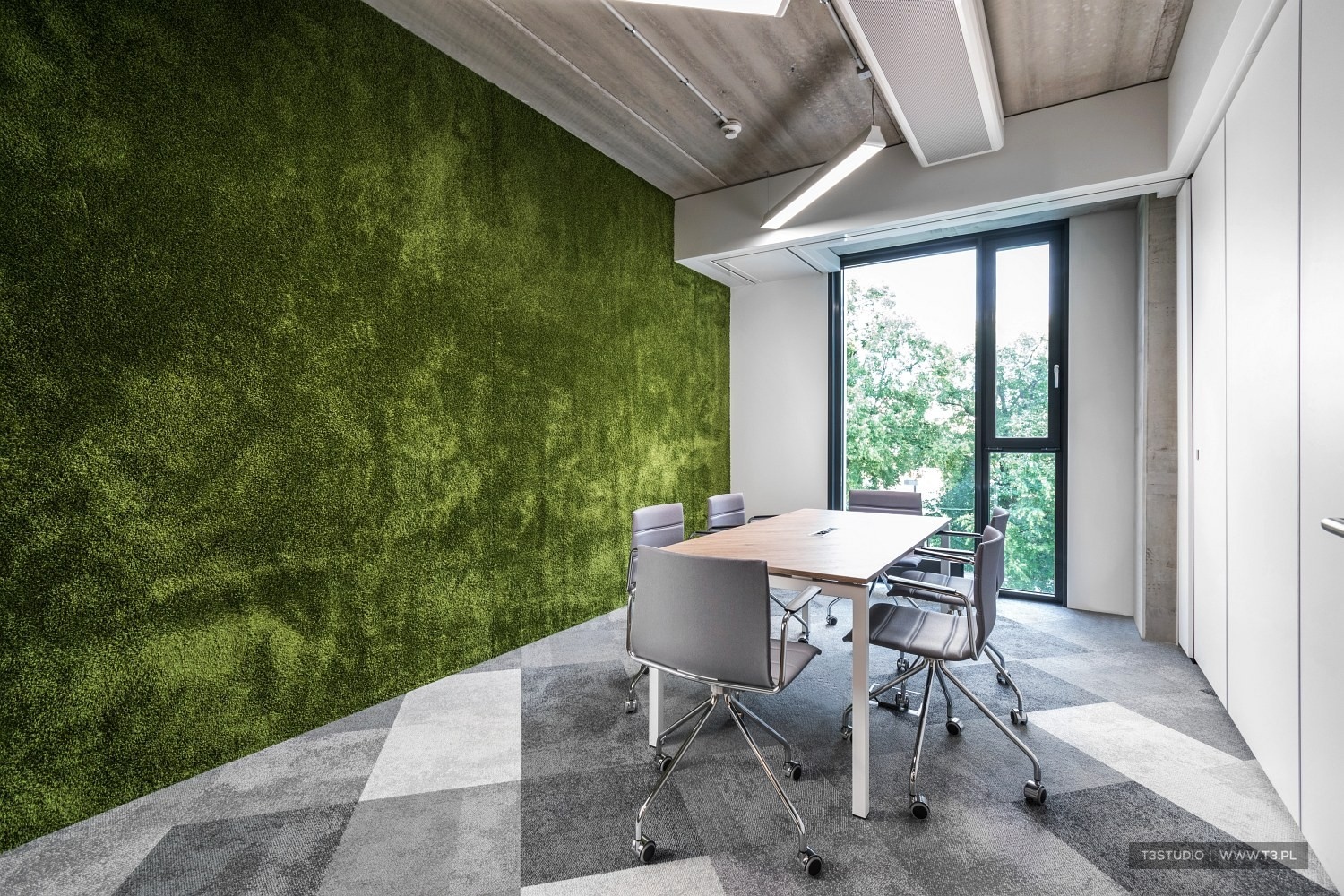 Biuro firmy Vivus w kompleksie Business Garden w Warszawie - fotografia wnętrz biurowych