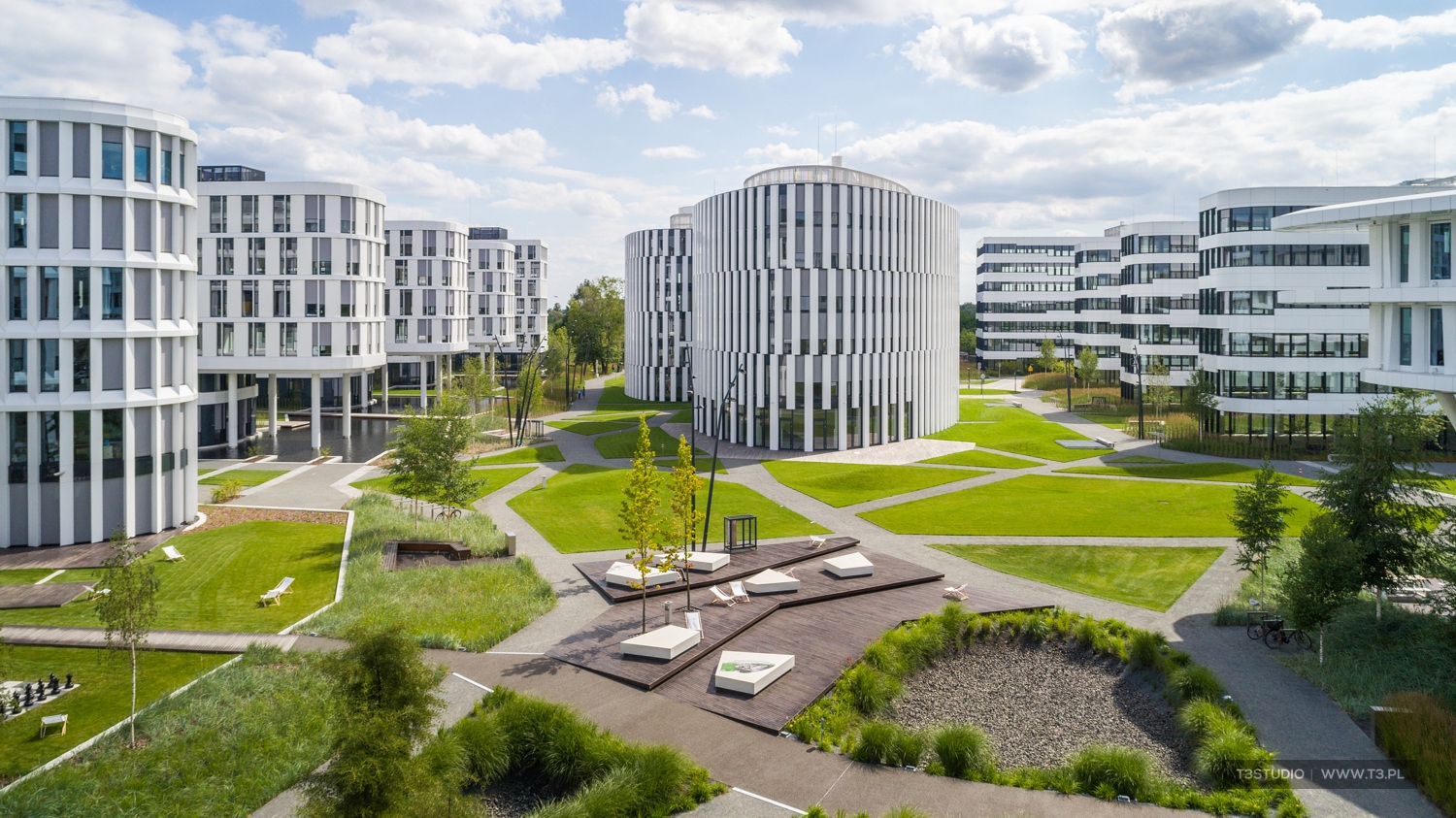 Business Garden Warszawa - sesja kompleksu biurowego z powietrza