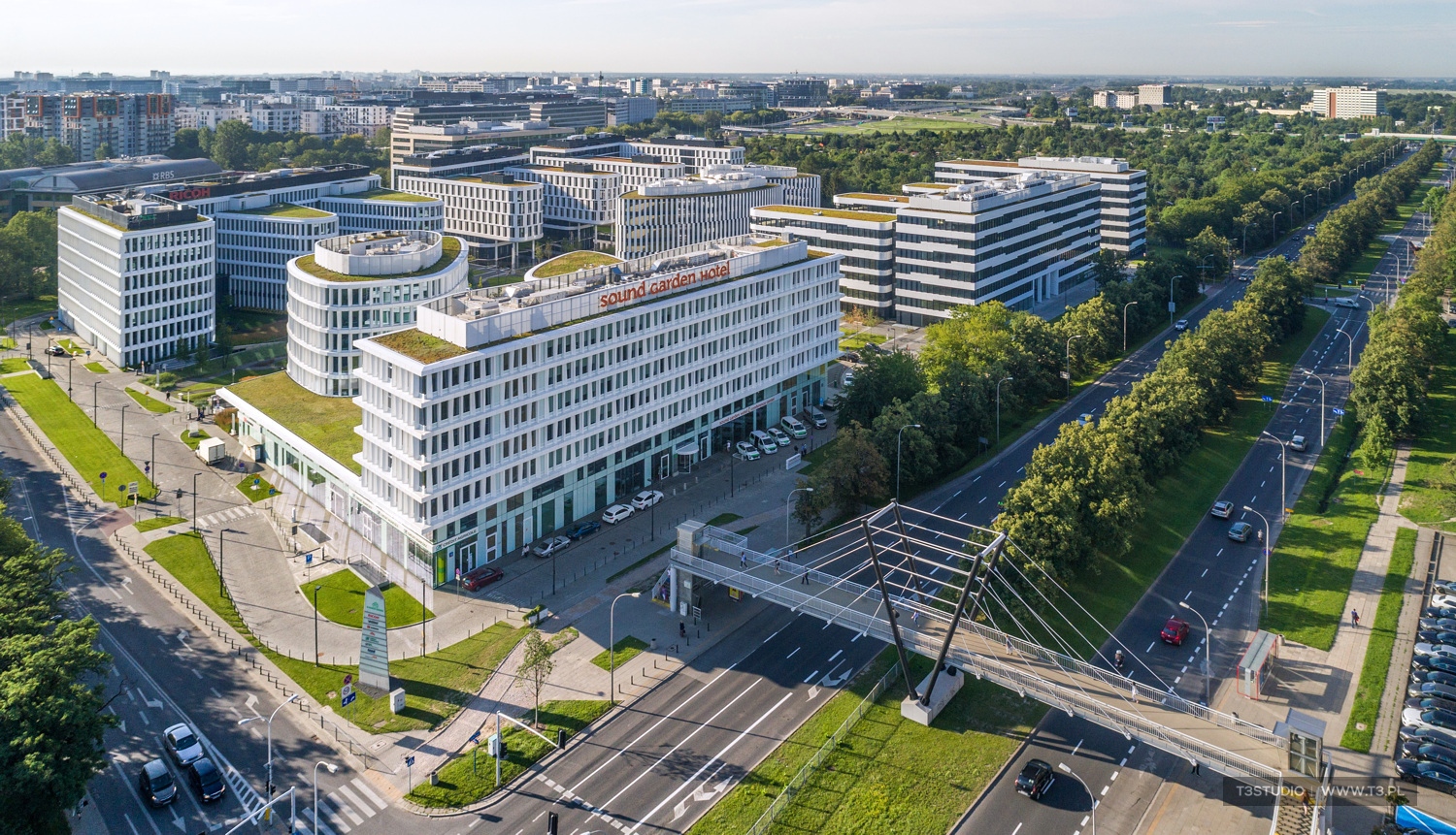 Business Garden Warszawa - sesja kompleksu biurowego z powietrza