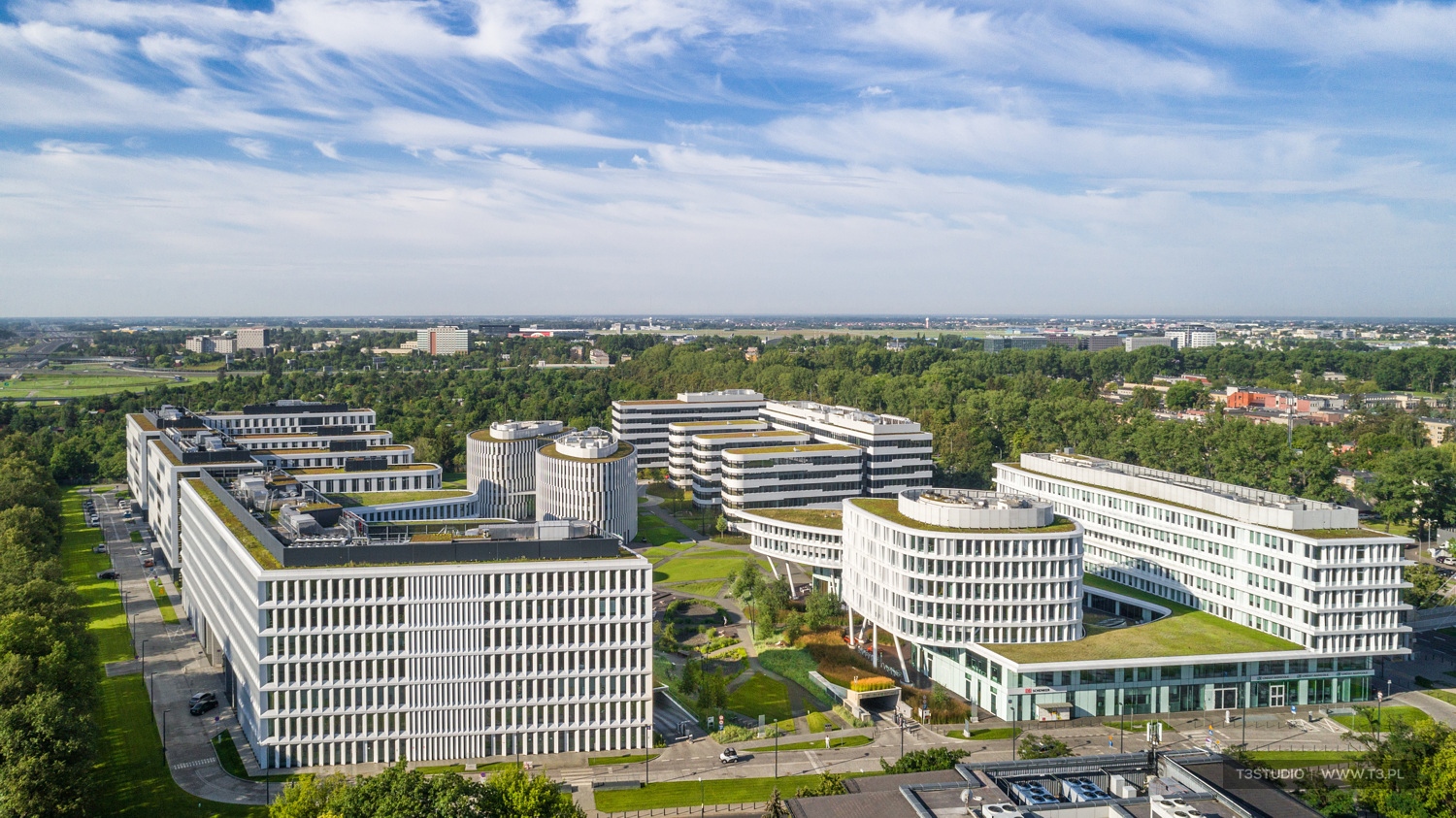 Business Garden Warszawa - sesja kompleksu biurowego z powietrza