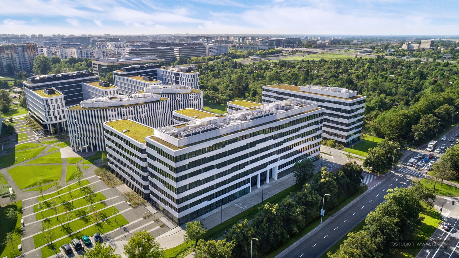 Business Garden Warszawa - sesja kompleksu biurowego z powietrza